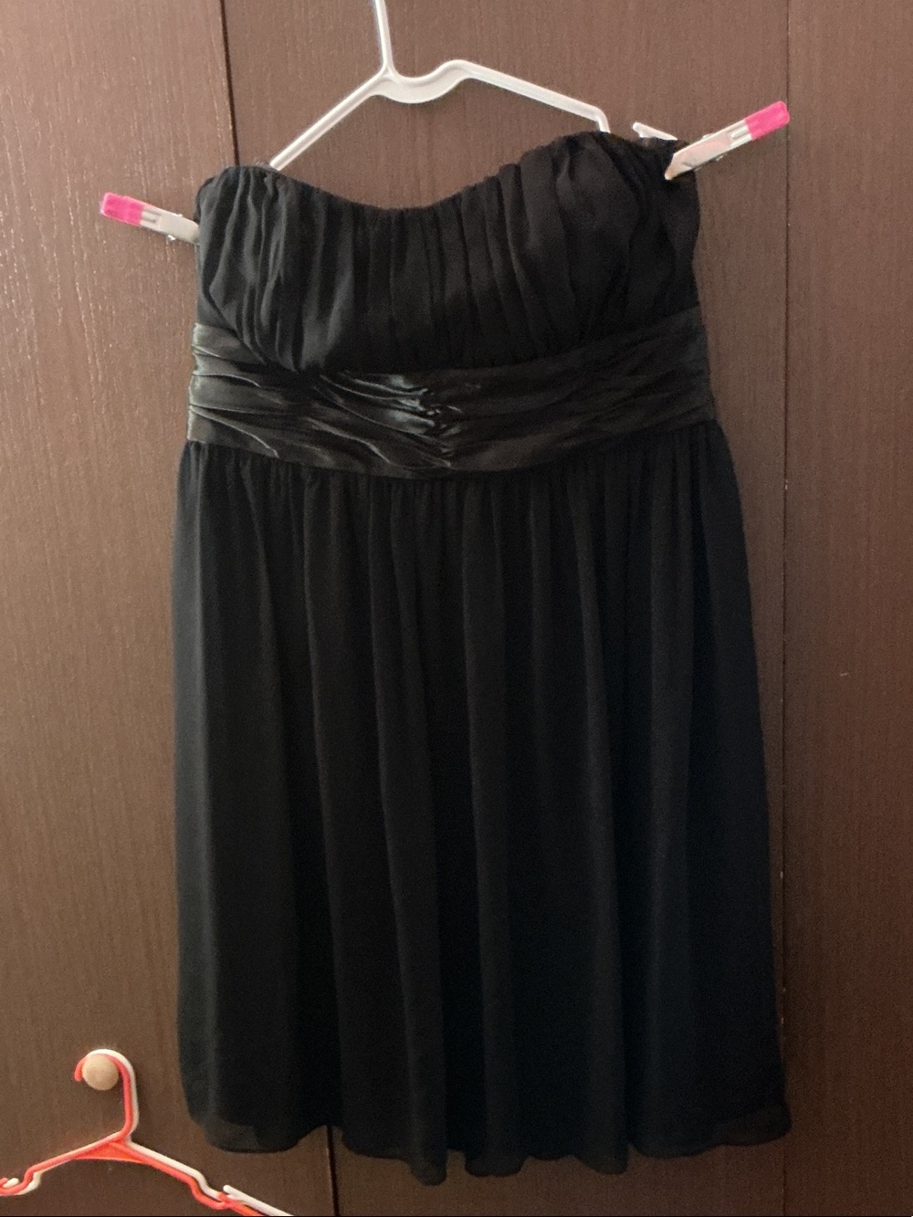 Black Strapless Pleated Waist Cocktail Dress